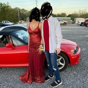 Collette Mon Cheri formal dress; red; size 4